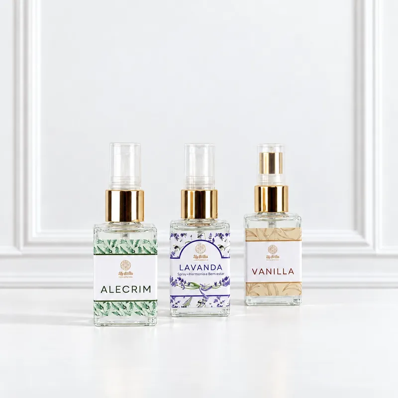 Kit Provence — 1 aromatizador de cerâmica com design contemporâneo e formato arredondado, 1 óleo essencial de lavanda By Samia, 10 ml, 1 spray aromático de lavanda, 1 caixa de fósforo de latinha decorada (diversos modelos) e reutilizável (imagem 5 de 5)