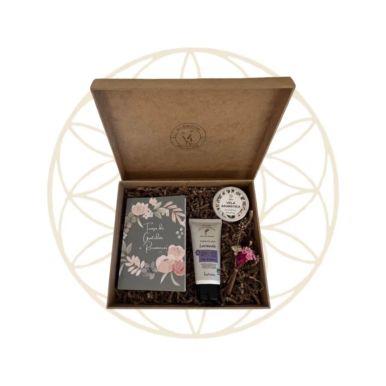 Kit Bem Estar Essencial — Journal - Caderno de Anotações, Creme para Mãos Lavanda 60g, Vela Aromática Natural de Latinha 60g, Mini Buquê de Flores Desidratadas (imagem 2 de 2)